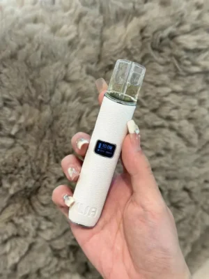 ILIA哩亞電子煙主機,適配通用一代煙彈,【幕雪白】皮革系列煙桿